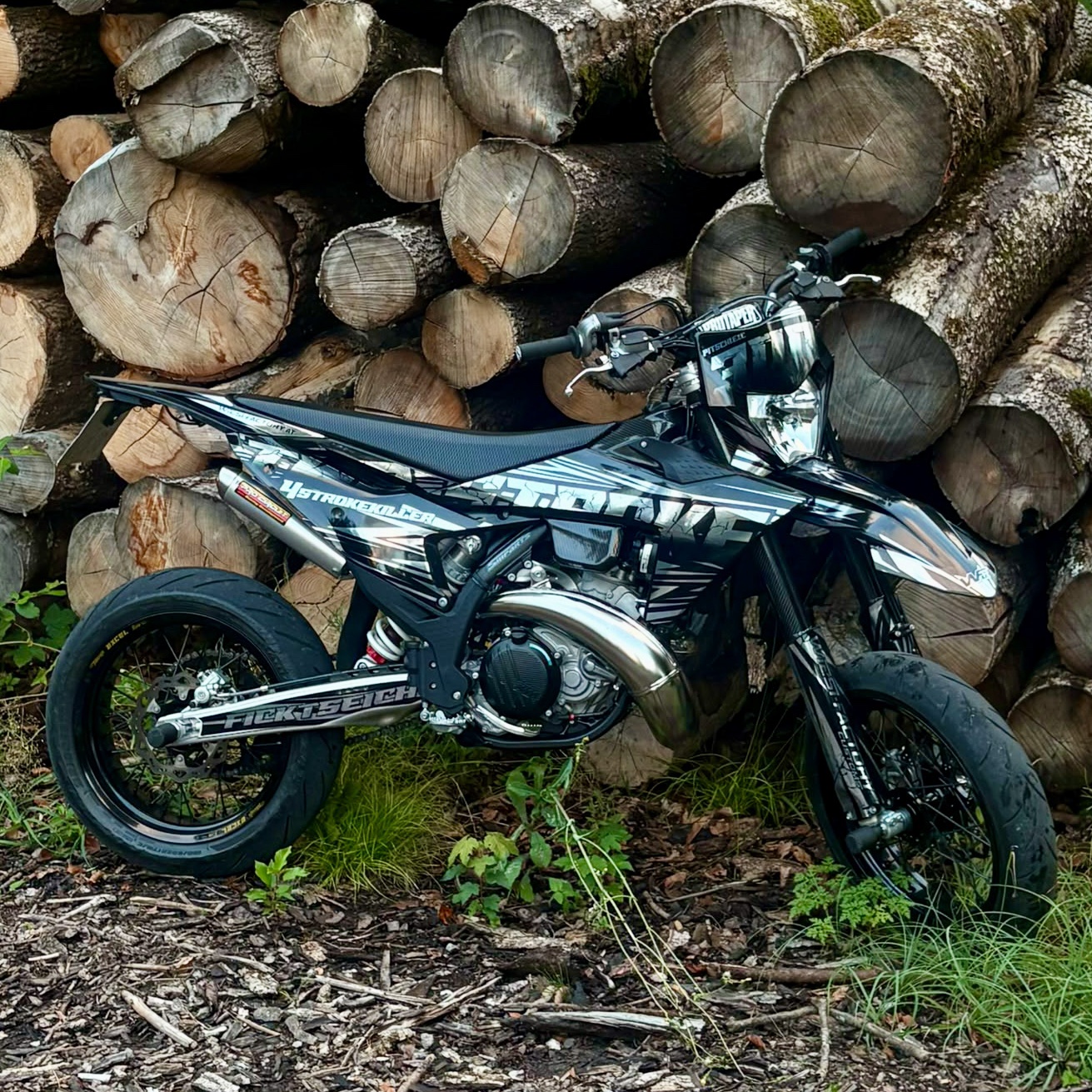 Full-Custom-Dekor ab 125 cc – Bild 5